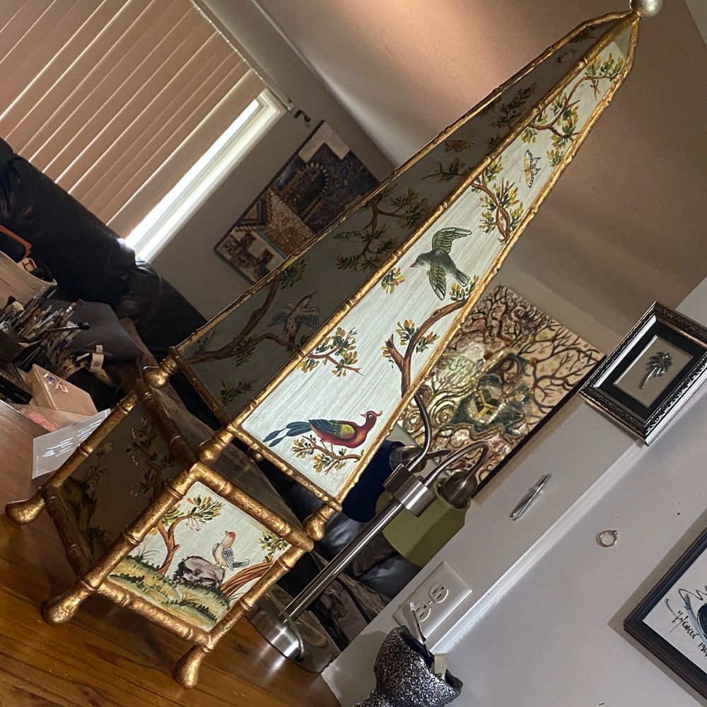 ❤️‍🔥🌿🕊️🦜VGT gorgeous piece Decorative Birds and Tree Patterned with Obelisk 3 ft